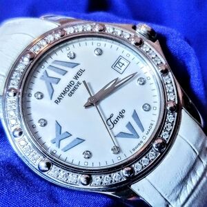 Raymond Weil Swiss Diamond Bezel 44mm Sleek Women's Luxury Watch